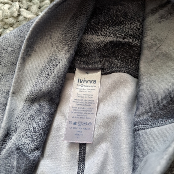 Ivivva | Black & grey yoga pants with mesh cut outs *1 small hole* - Picture 6 of 10